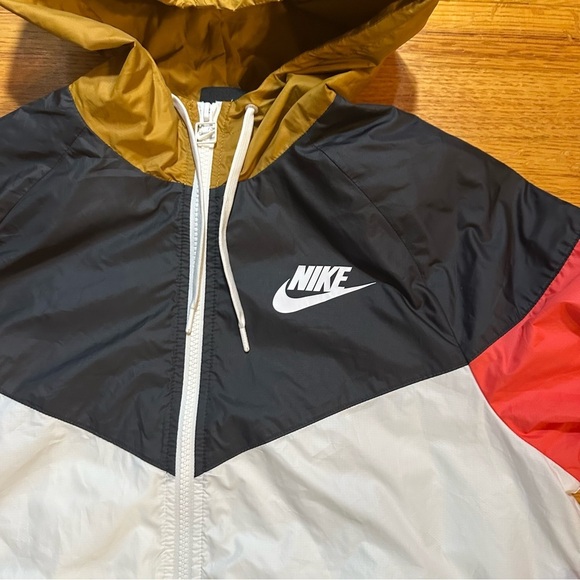 Nike Windbreaker Sportswear Windrunner Jacket Women's Size M (A2 - Picture 5 of 15